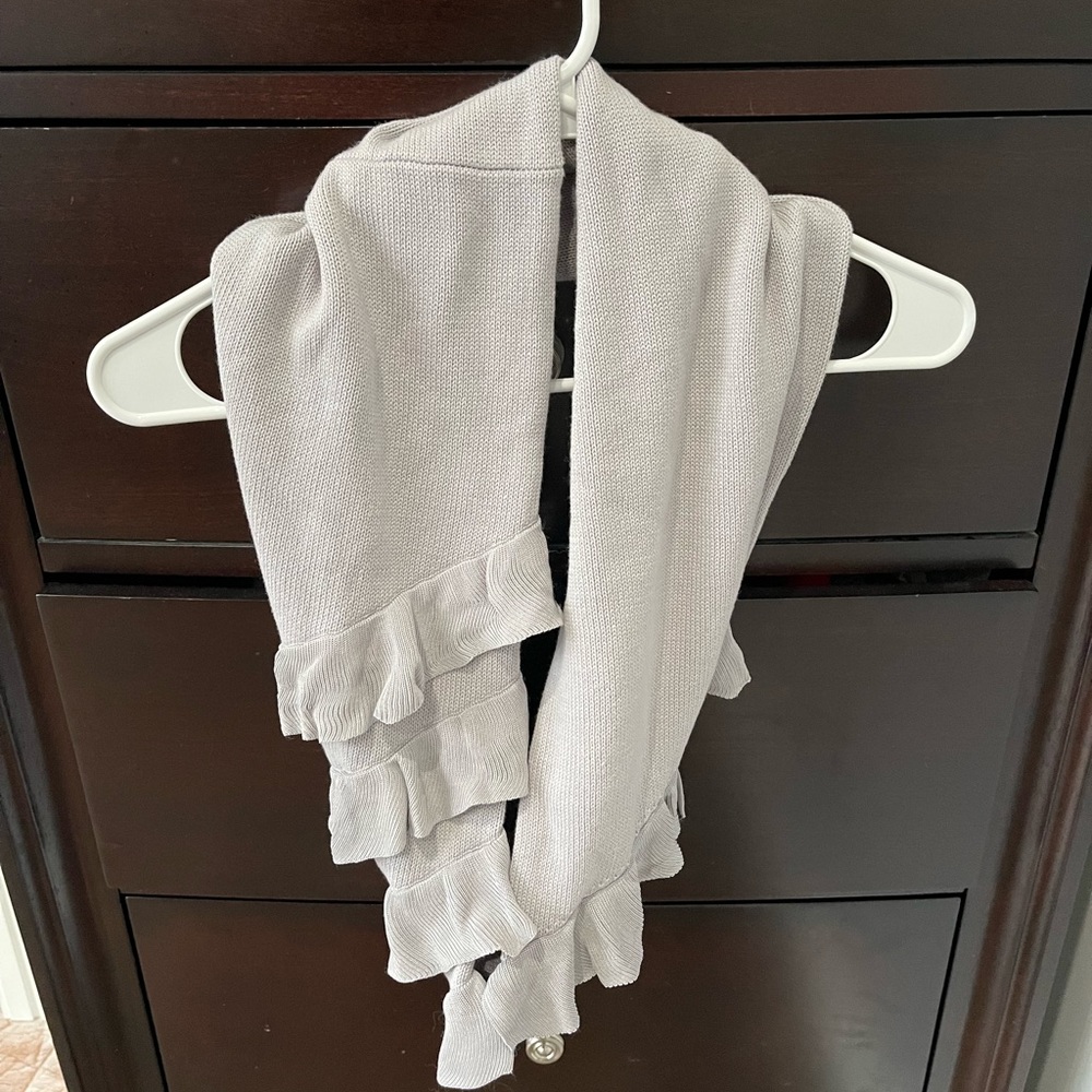 Cabi cuddle scarf